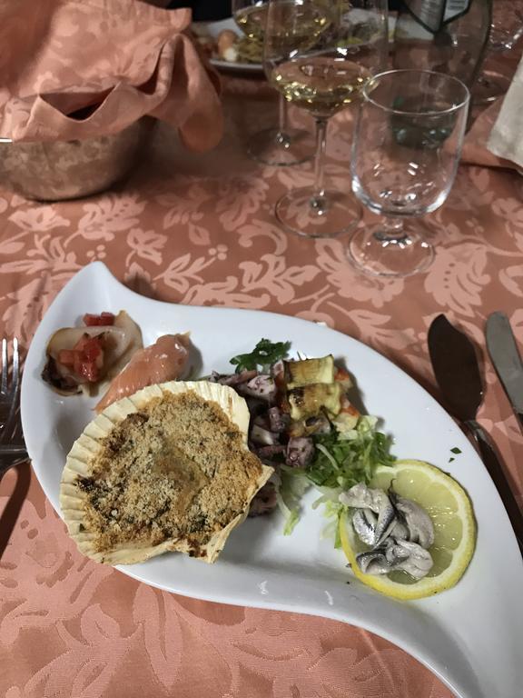 La Perla Jonica Hotel Bova Marina Bagian luar foto