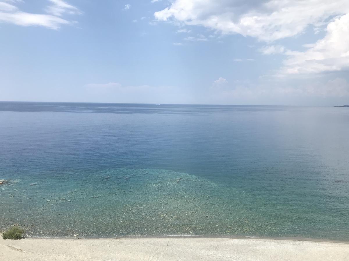 La Perla Jonica Hotel Bova Marina Bagian luar foto