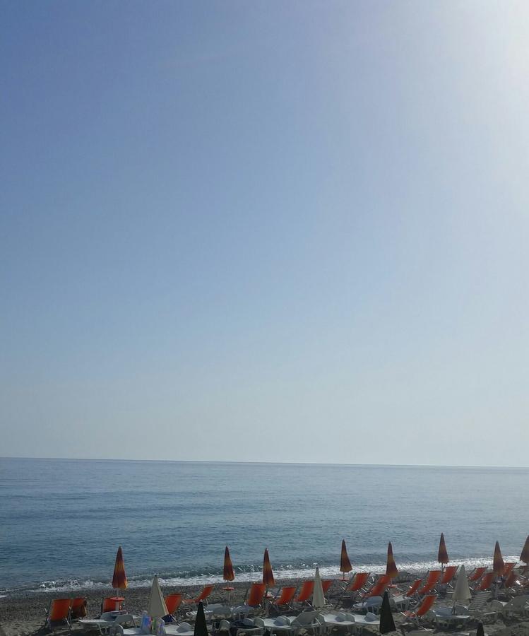 La Perla Jonica Hotel Bova Marina Bagian luar foto